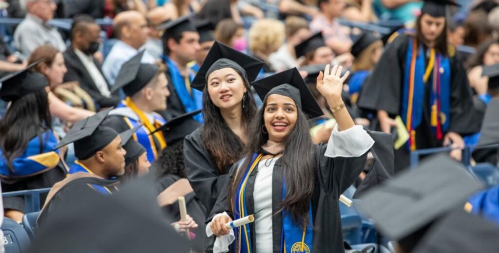 arianna gonzalez pace university​